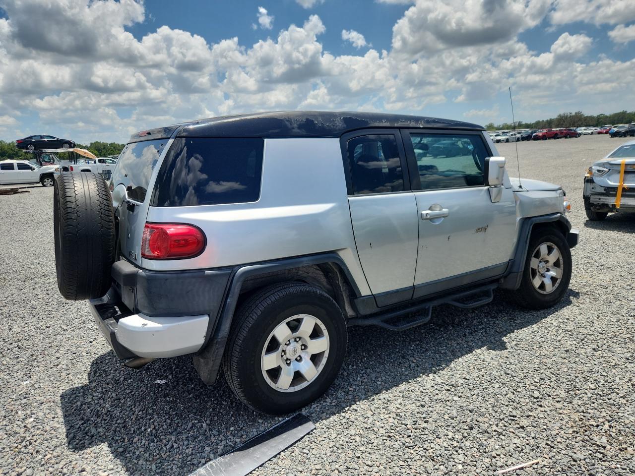 2007 TOYOTA FJ CRUISER