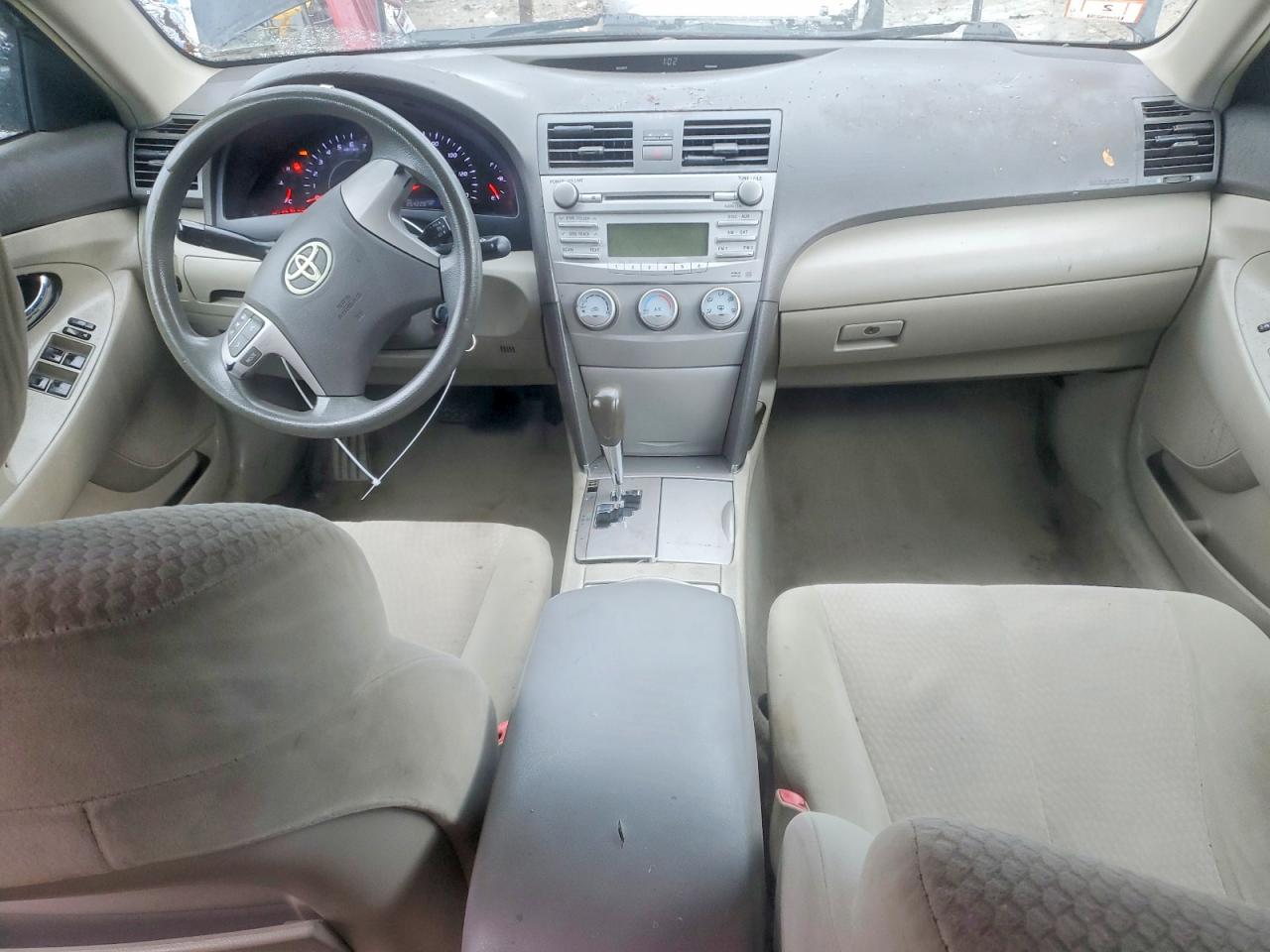 2010 TOYOTA CAMRY