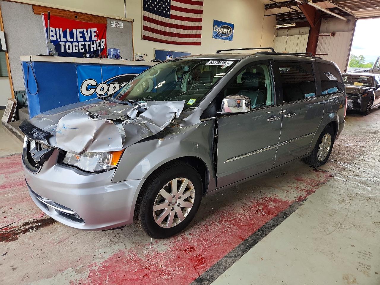 2014 CHRYSLER MINIVAN