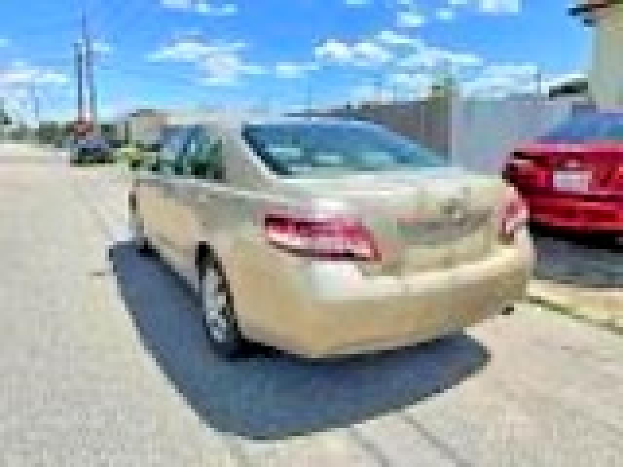 2011 TOYOTA CAMRY