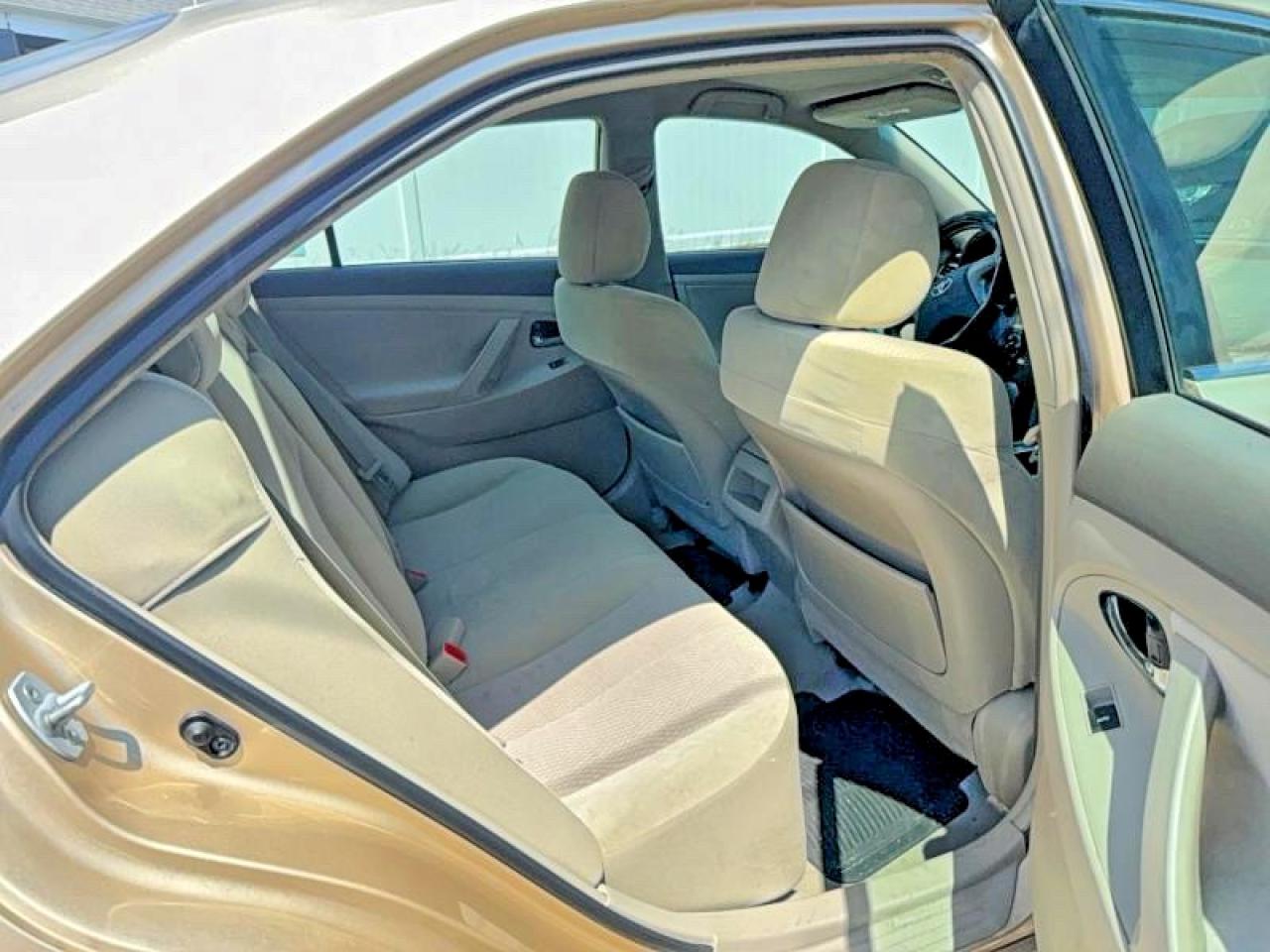 2011 TOYOTA CAMRY