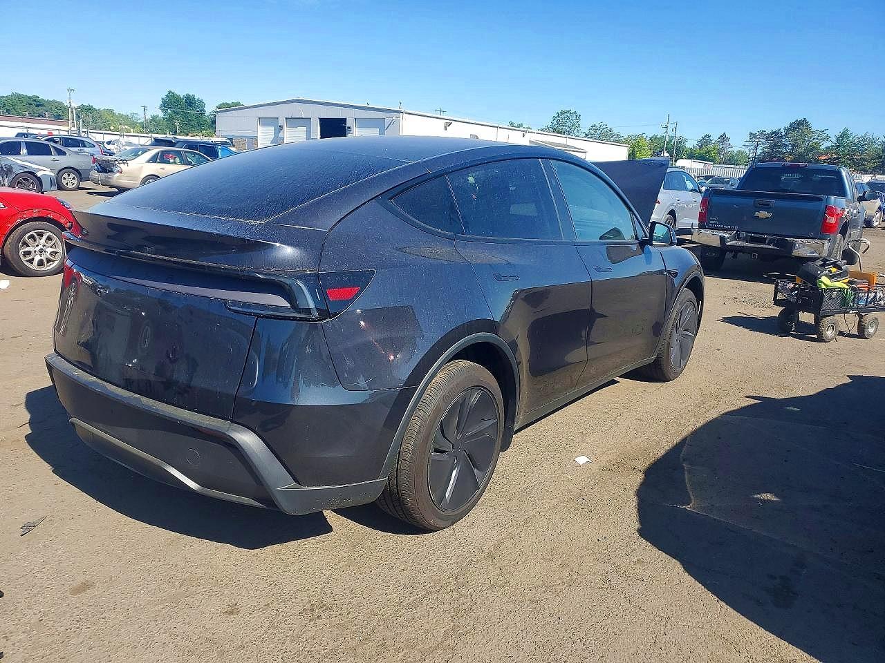 2026 TESLA MODEL Y