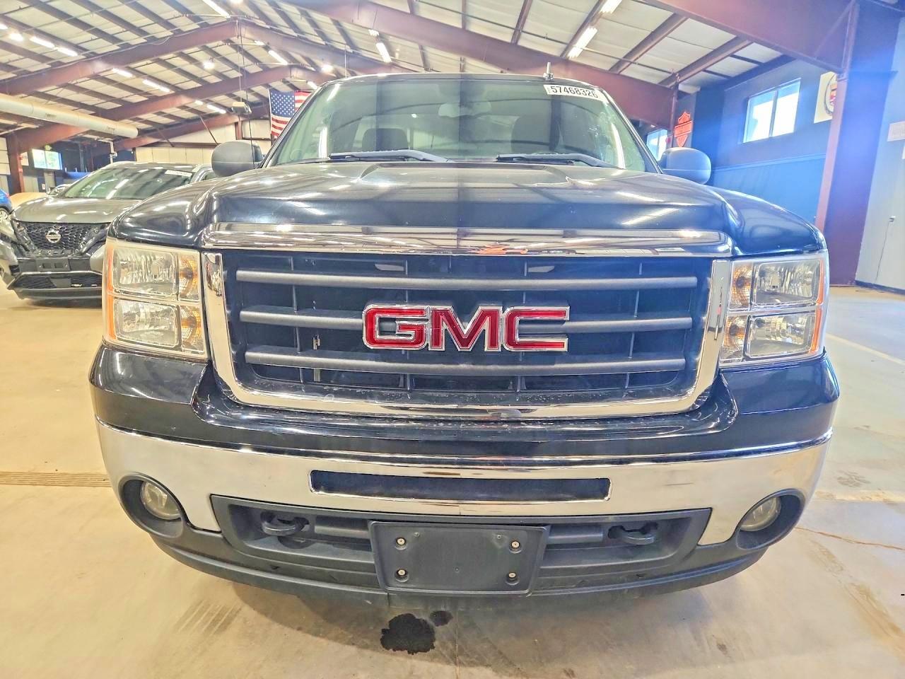 2011 GMC SIERRA