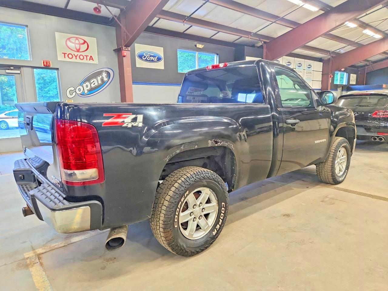 2011 GMC SIERRA