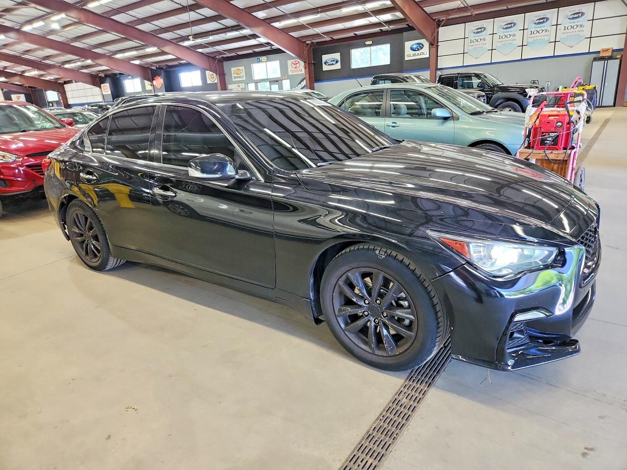 2015 INFINITI Q50