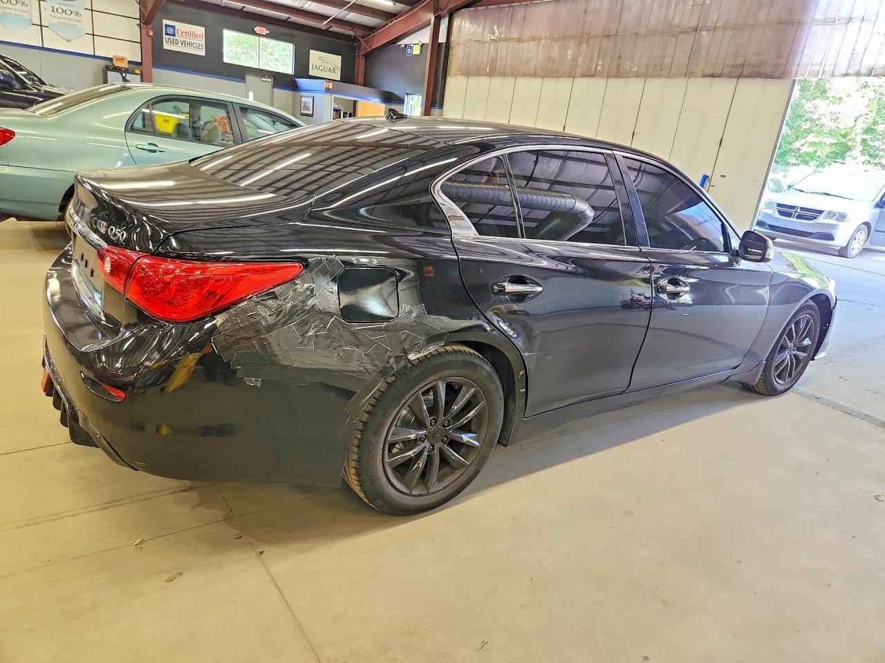 2015 INFINITI Q50