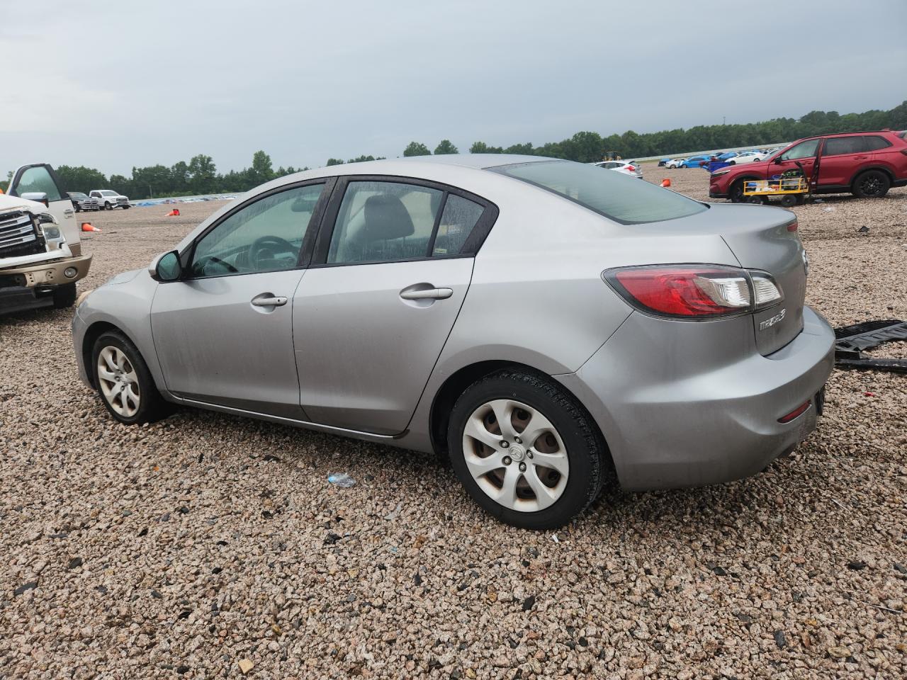 2013 MAZDA 3