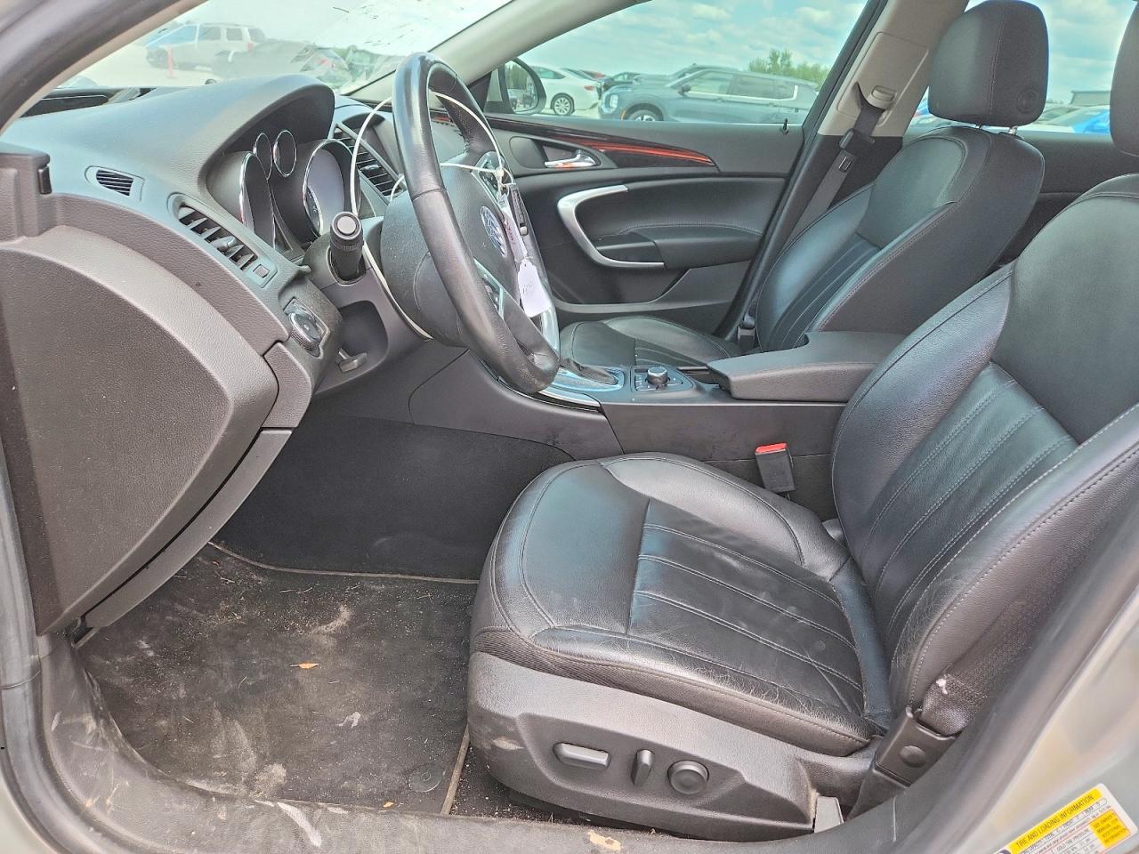 2011 BUICK REGAL