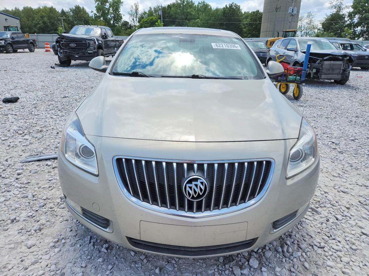 2011 BUICK REGAL