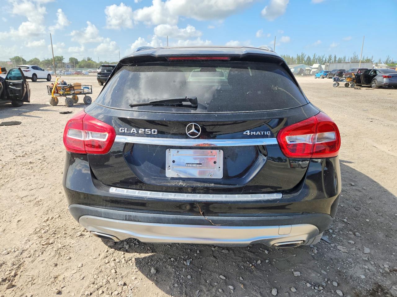 2015 MERCEDES-BENZ GLA-CLASS