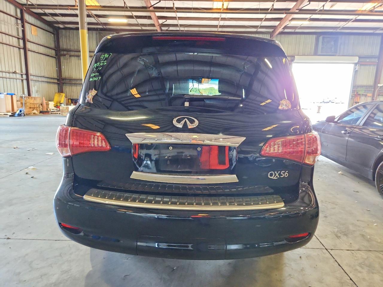 2012 INFINITI QX56
