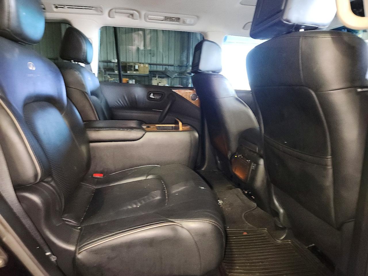 2012 INFINITI QX56
