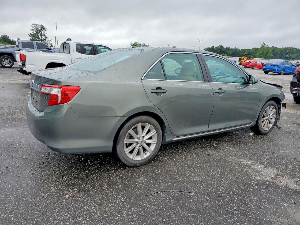 2012 TOYOTA CAMRY