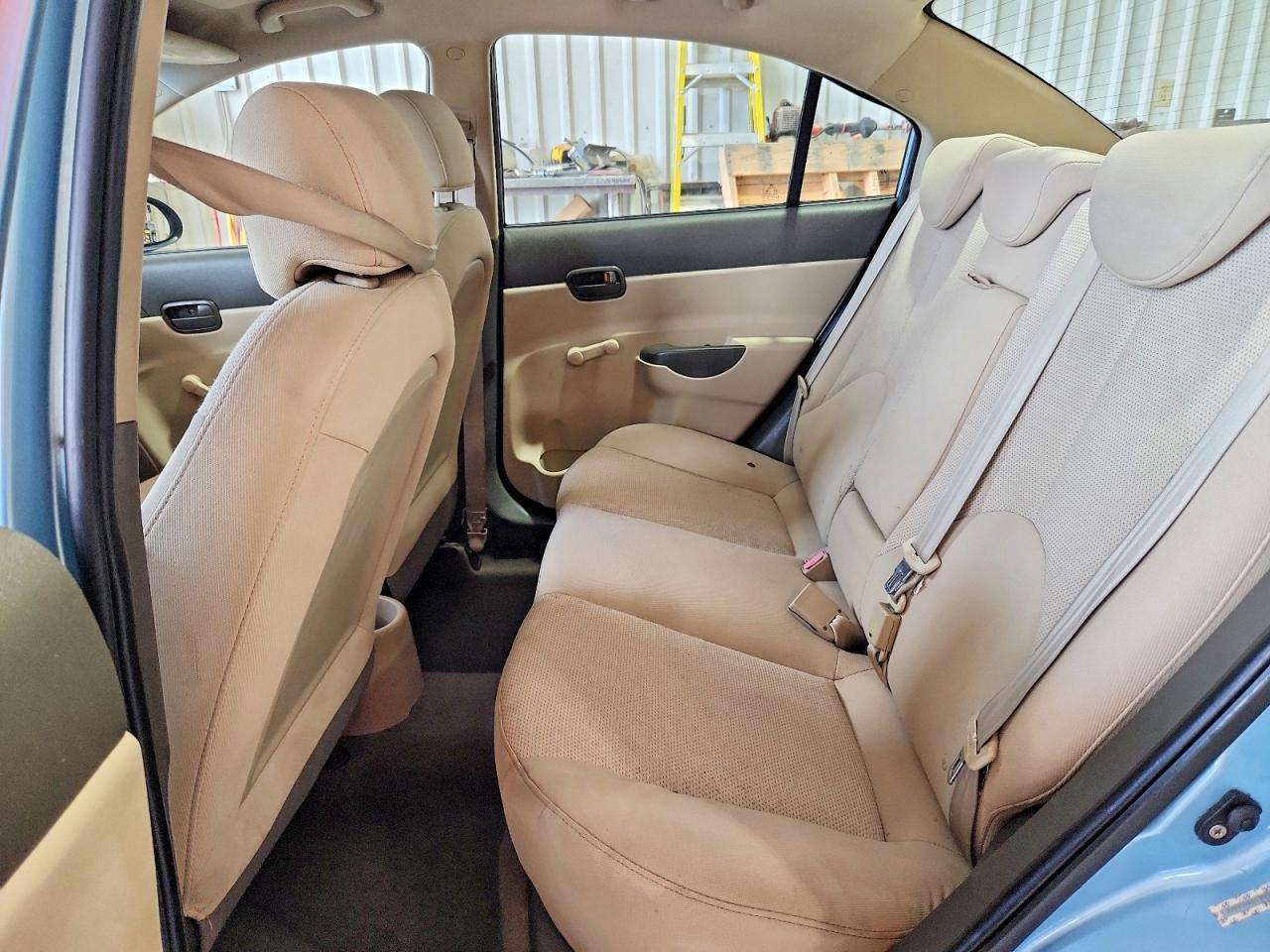 2009 HYUNDAI ACCENT