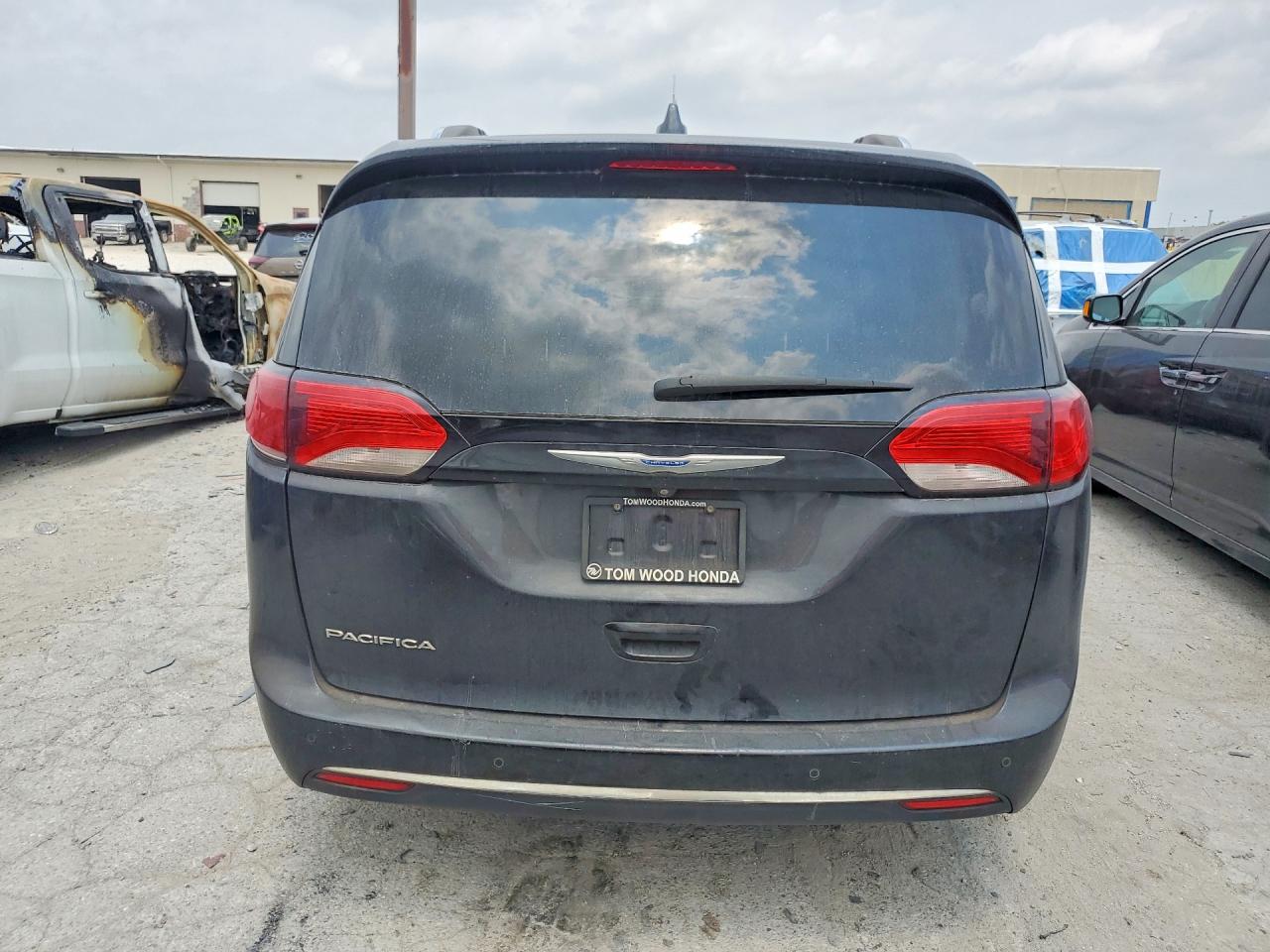 2018 CHRYSLER PACIFICA