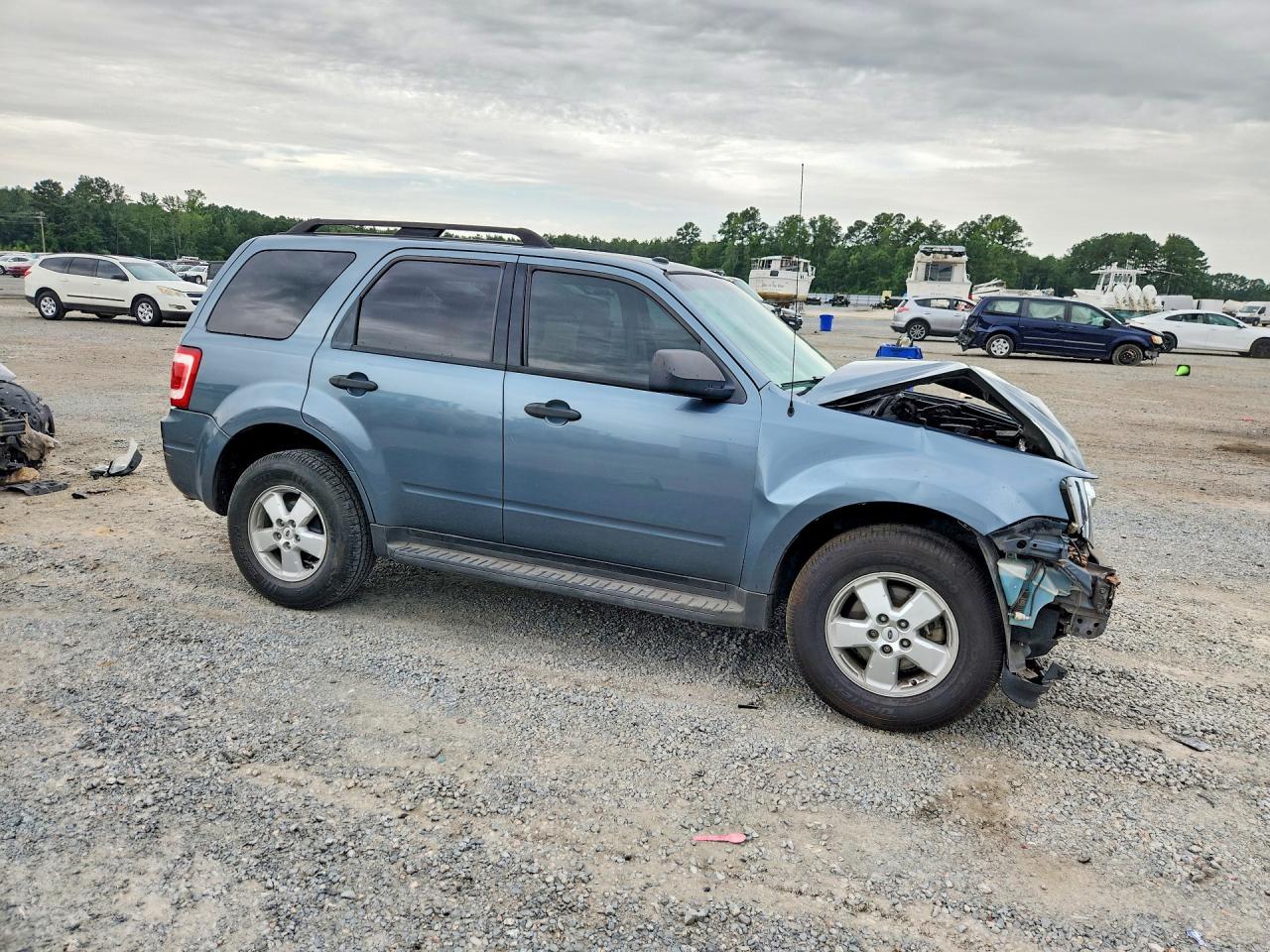 2010 FORD ESCAPE