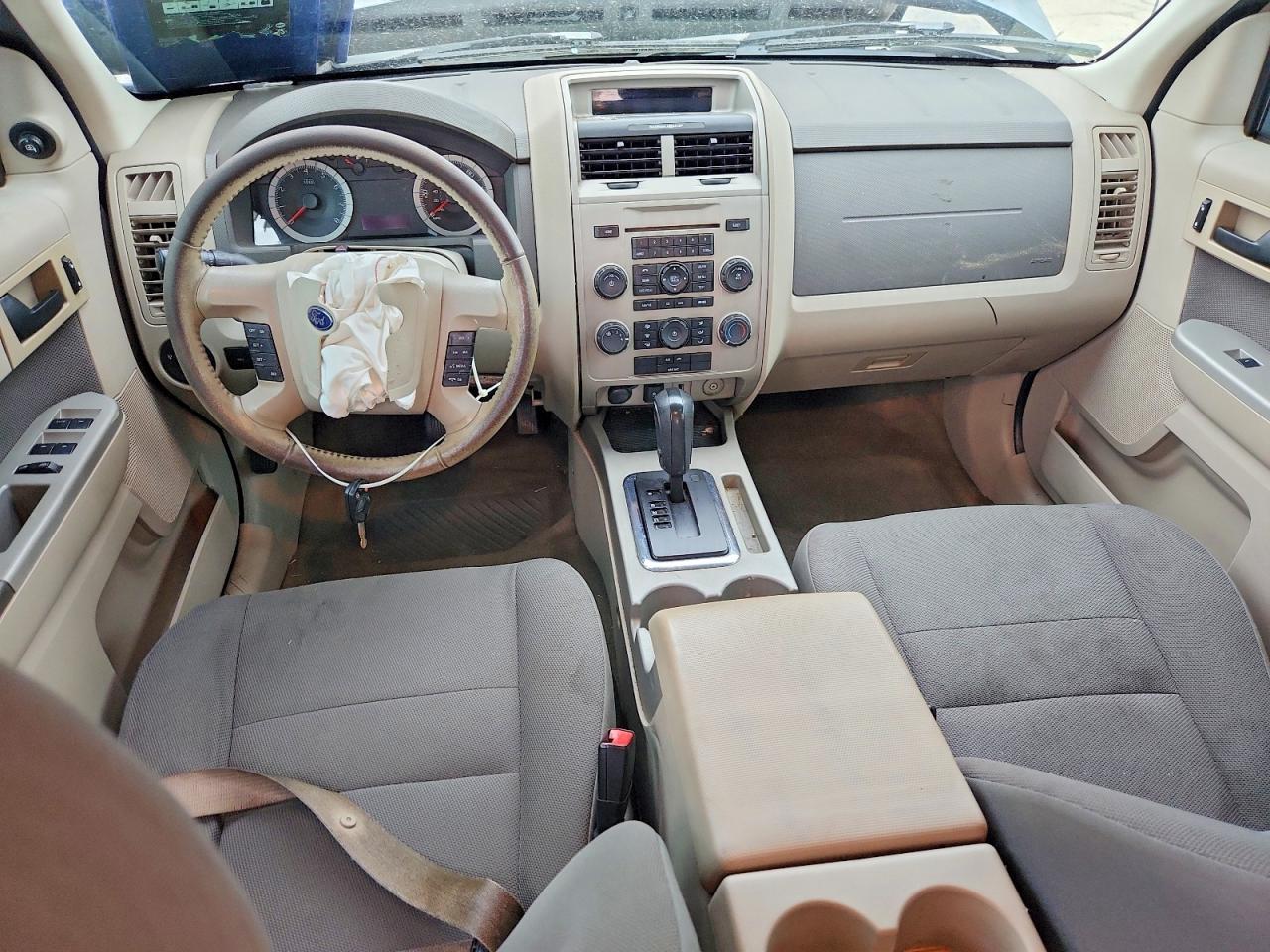 2010 FORD ESCAPE