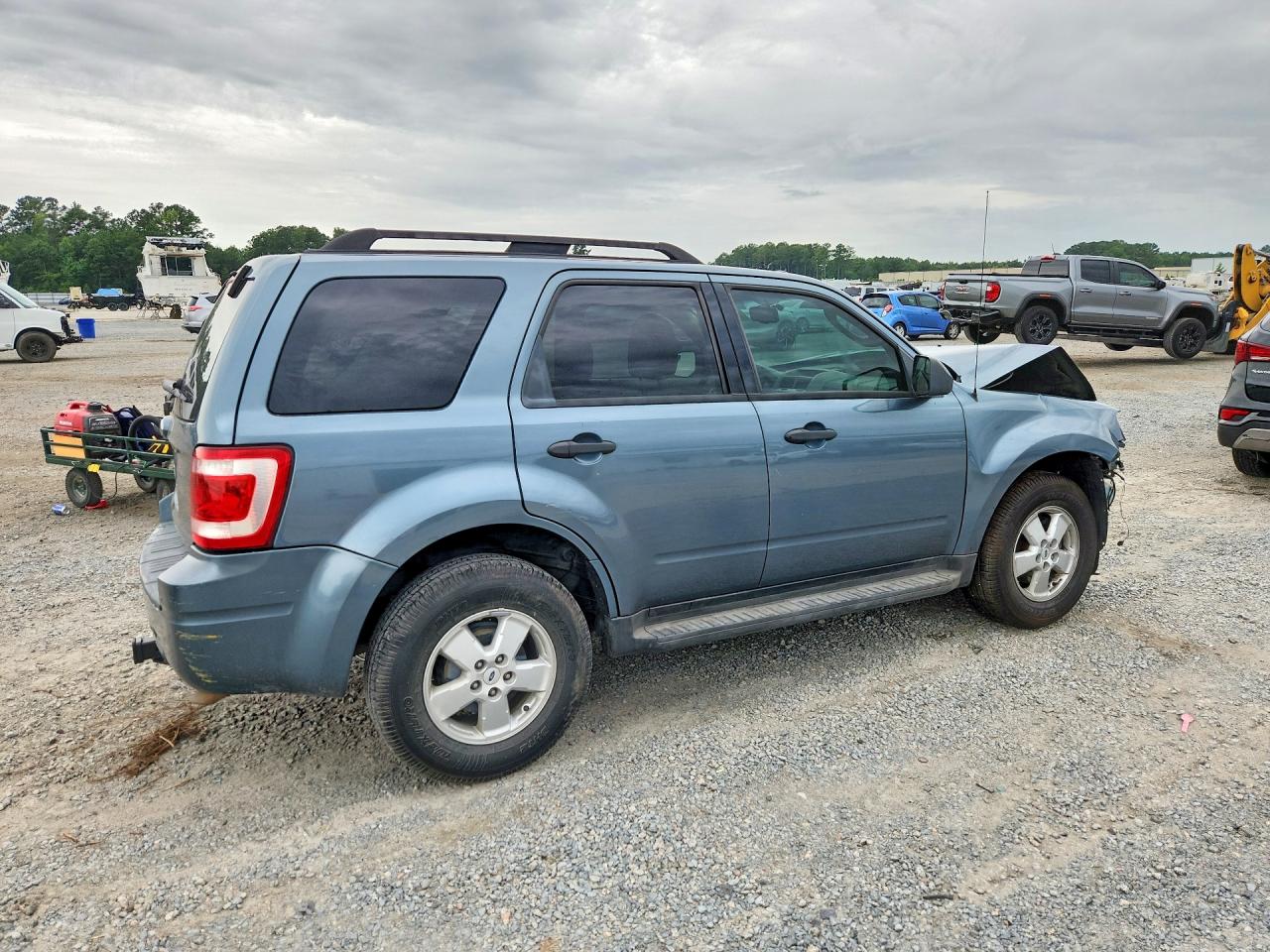 2010 FORD ESCAPE