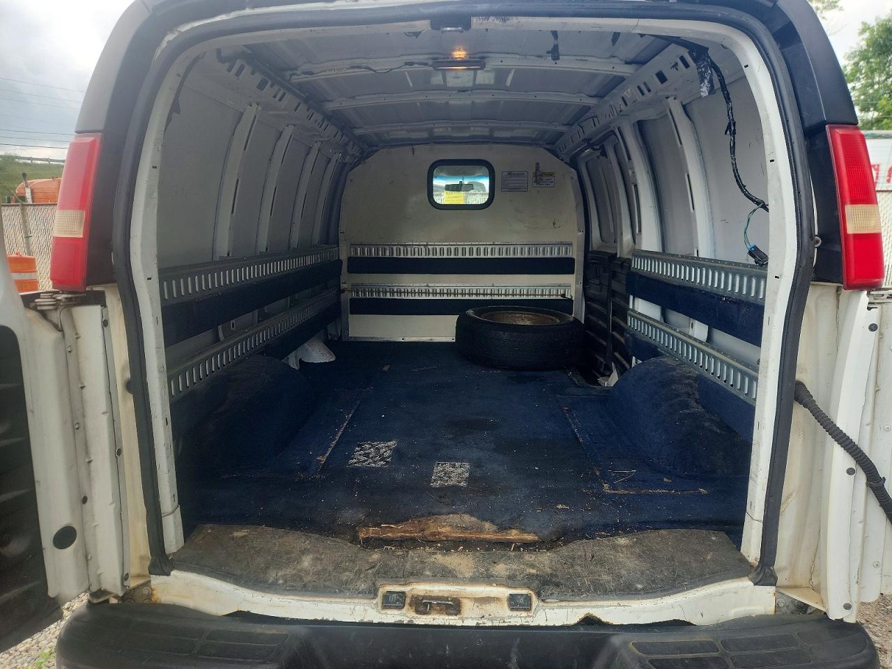 2012 CHEVROLET EXPRESS