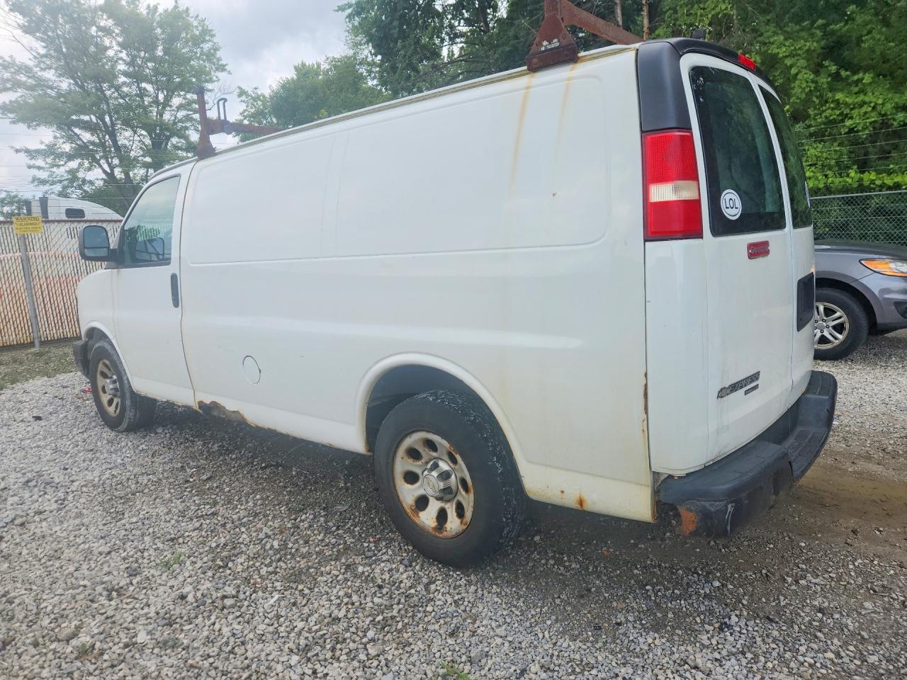 2012 CHEVROLET EXPRESS