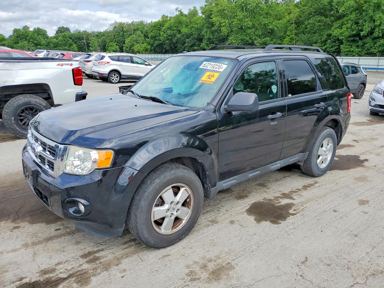 2010 FORD ESCAPE