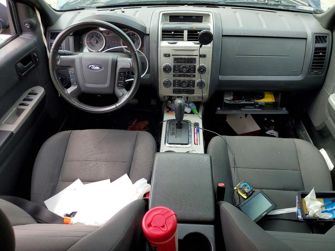 2010 FORD ESCAPE