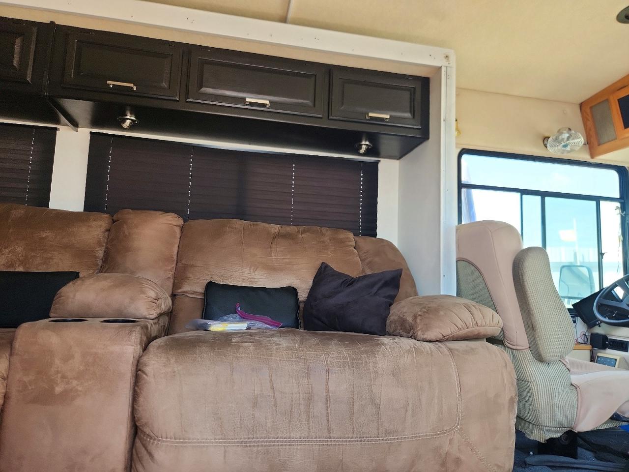 2004 WINNEBAGO ALL OTHER