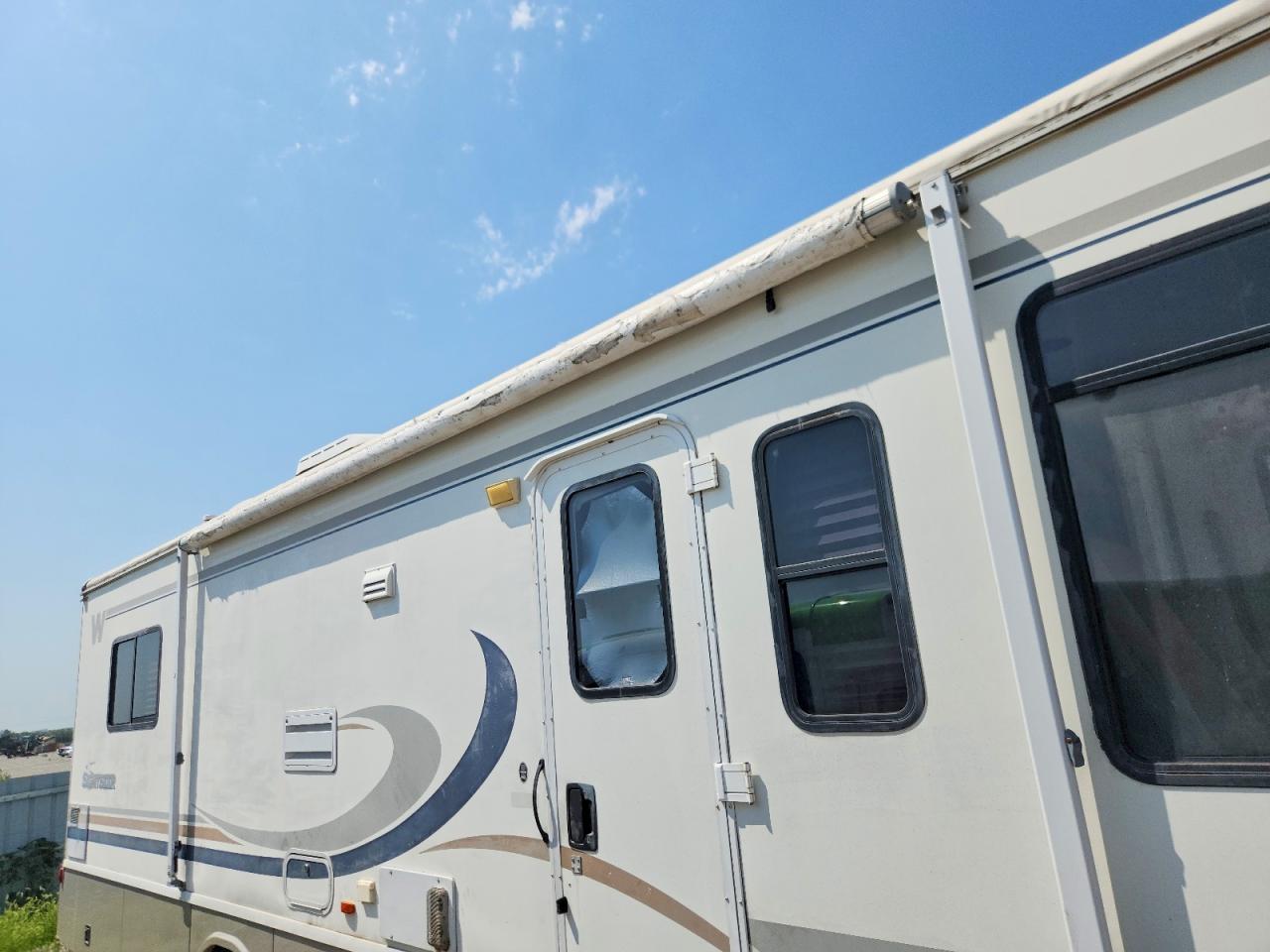 2004 WINNEBAGO ALL OTHER