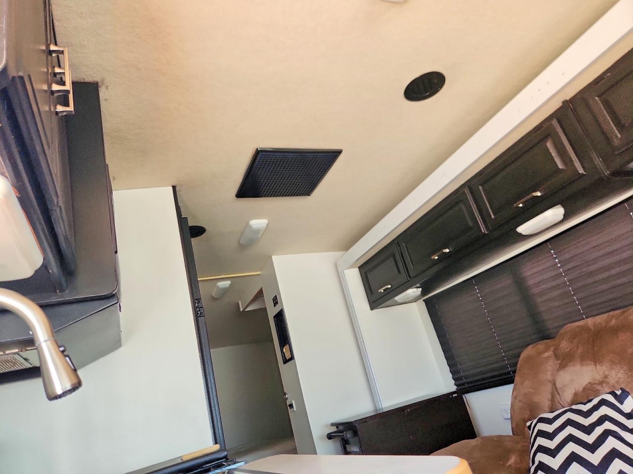 2004 WINNEBAGO ALL OTHER