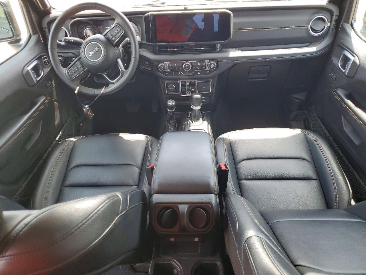 2025 JEEP GLADIATOR