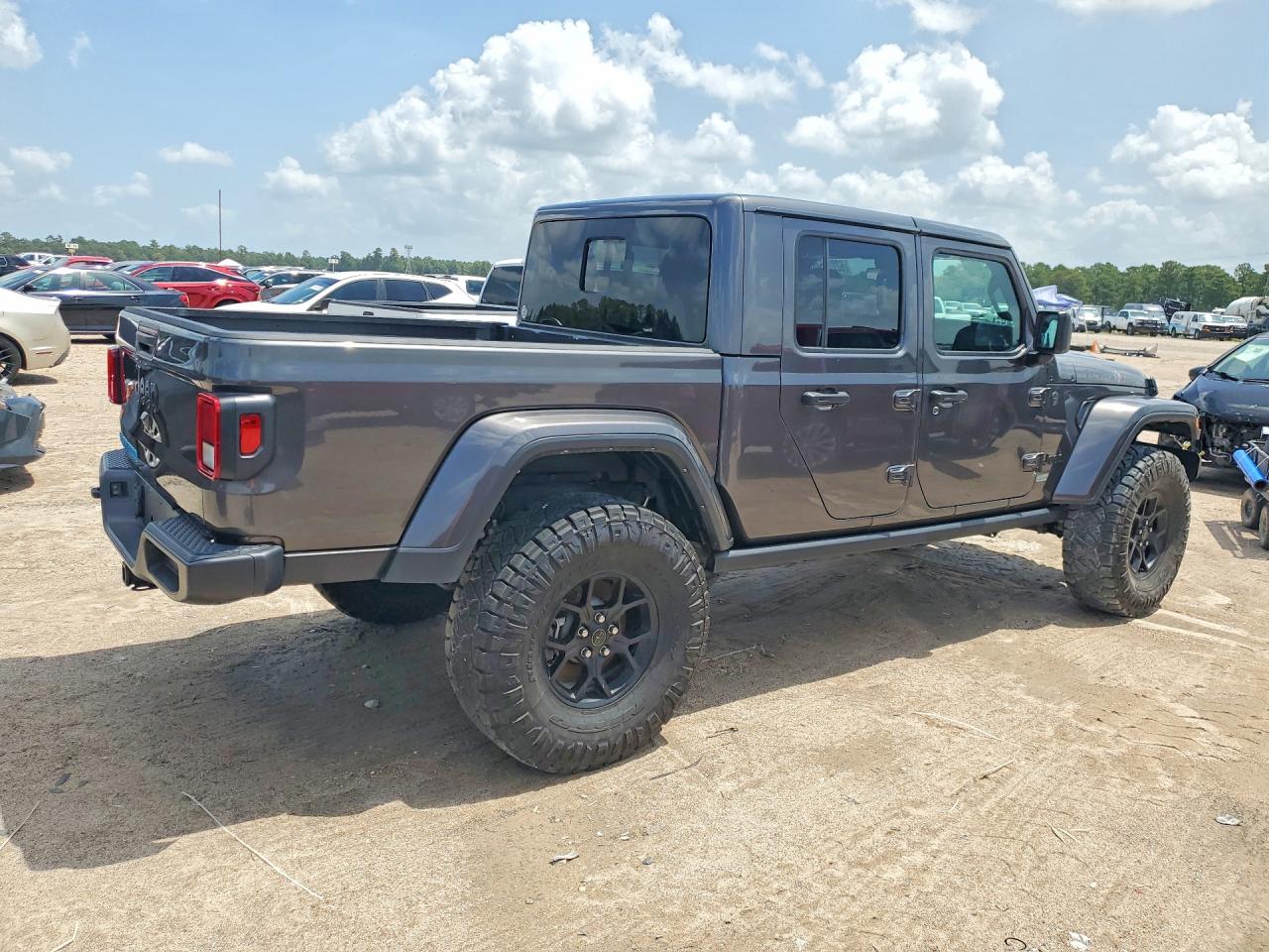 2025 JEEP GLADIATOR