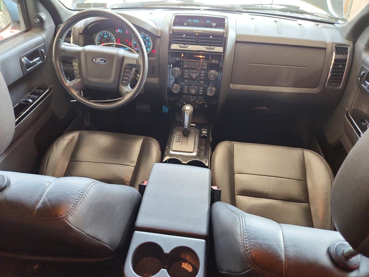2010 FORD ESCAPE