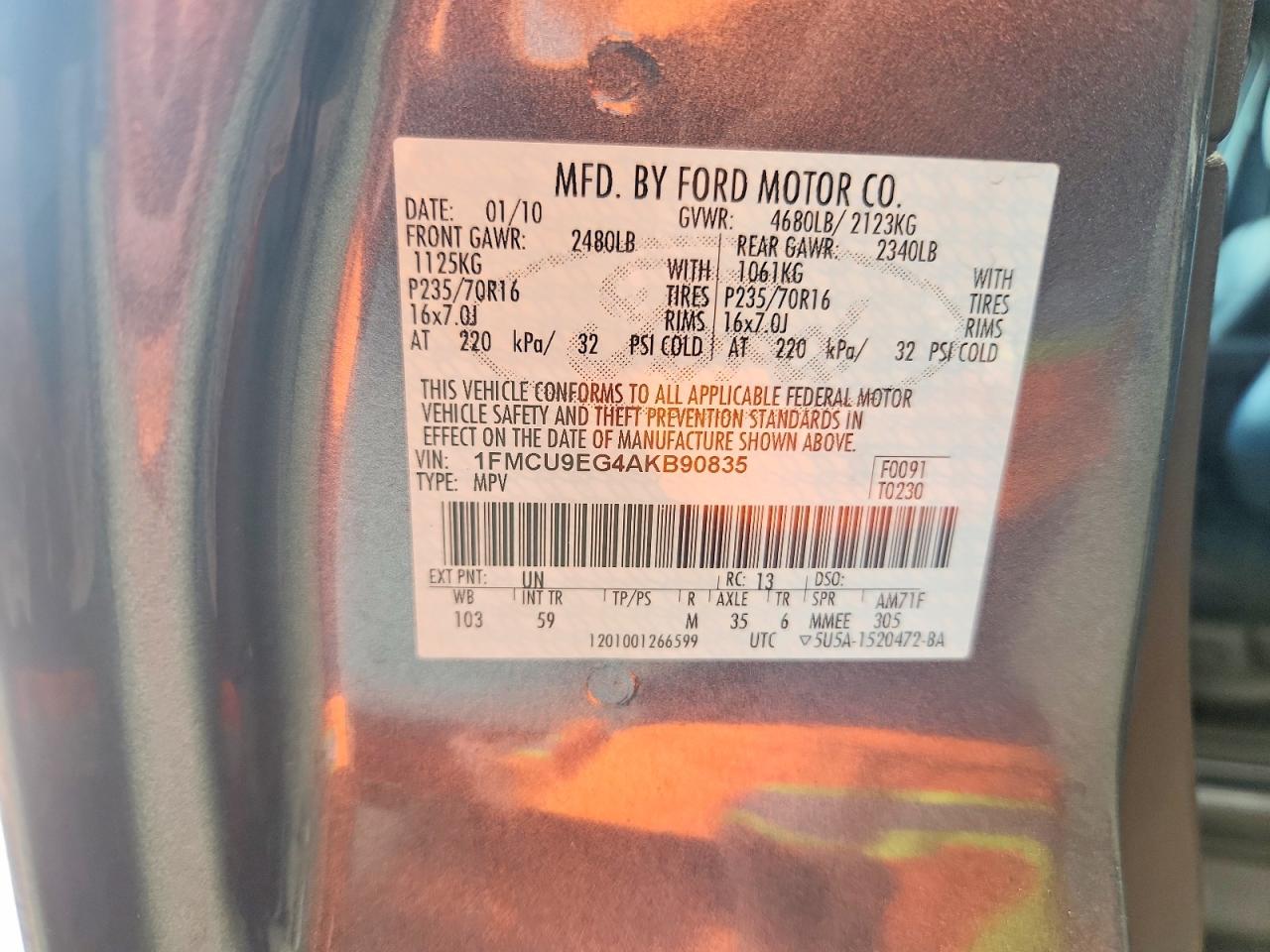 2010 FORD ESCAPE