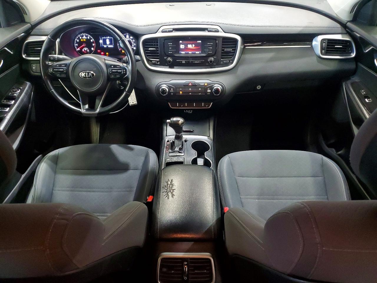 2016 KIA SORENTO