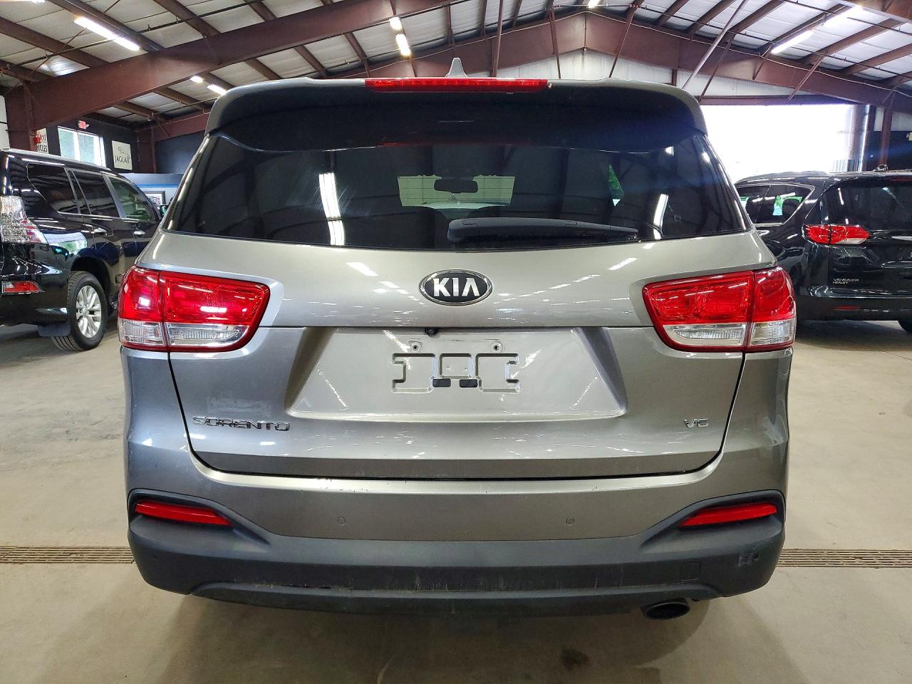 2016 KIA SORENTO