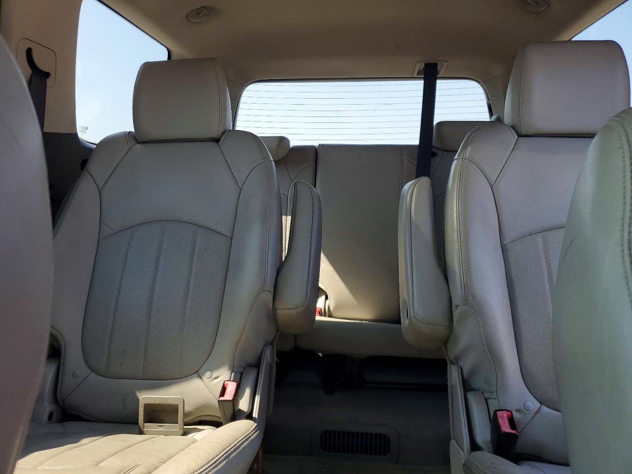 2012 GMC ACADIA DEN