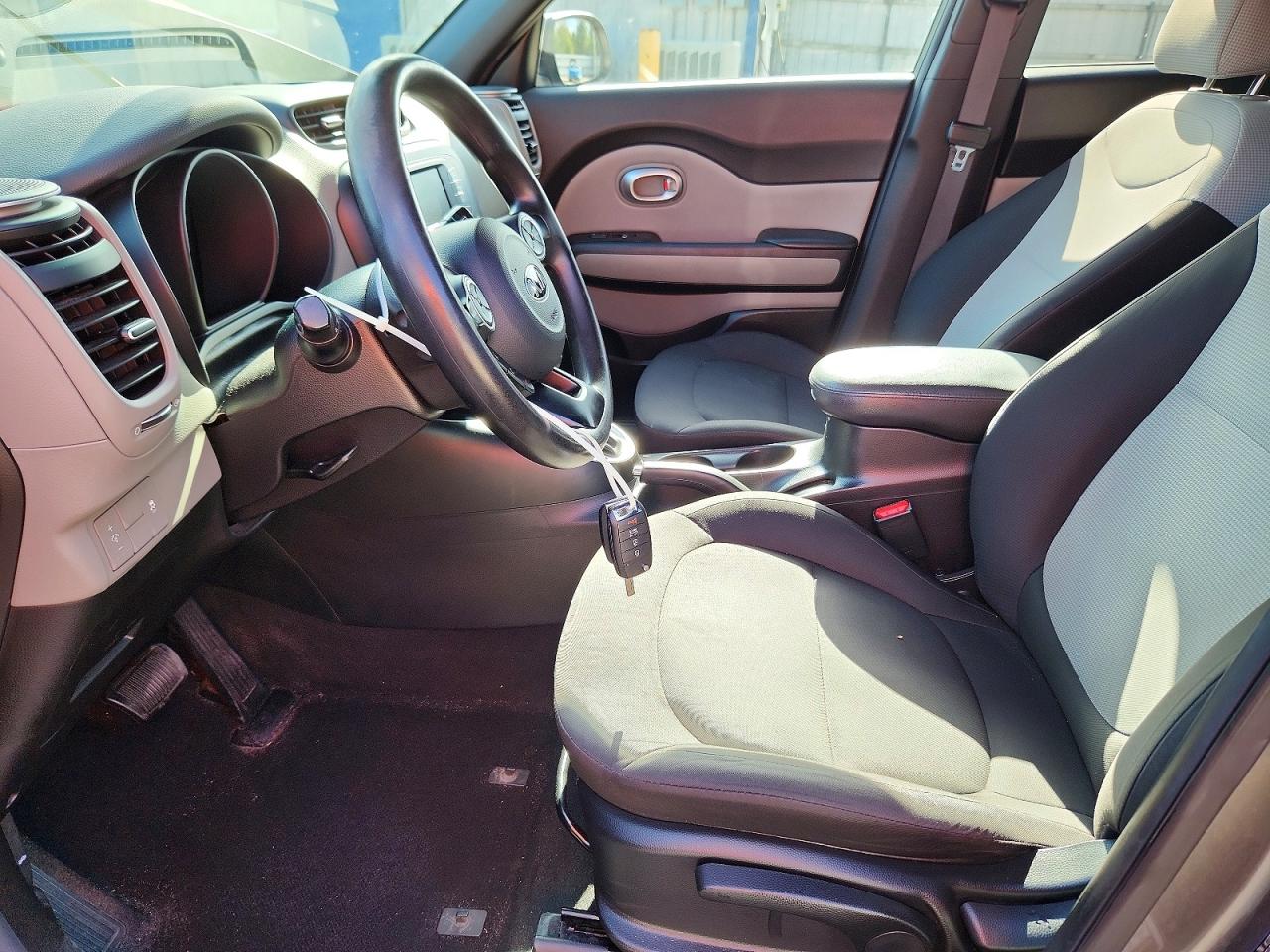 2017 KIA SOUL