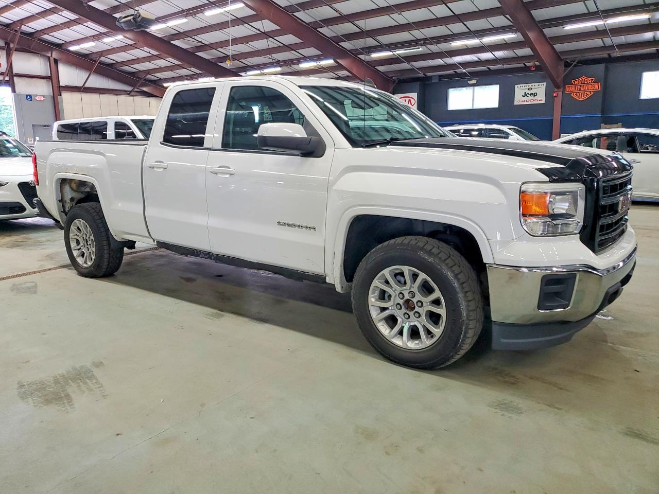 2015 GMC SIERRA