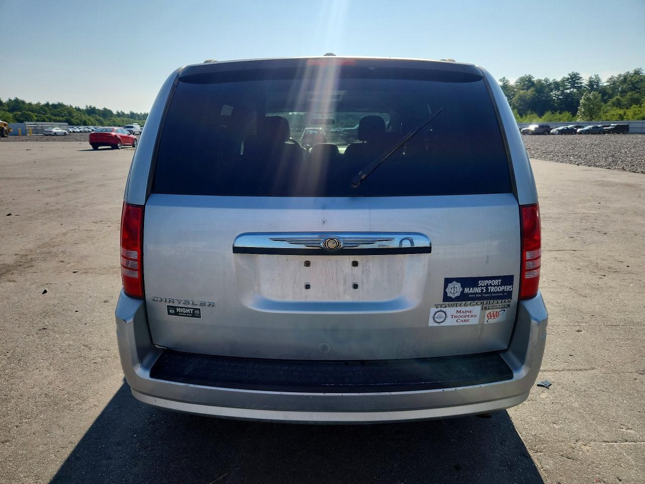 2010 CHRYSLER MINIVAN