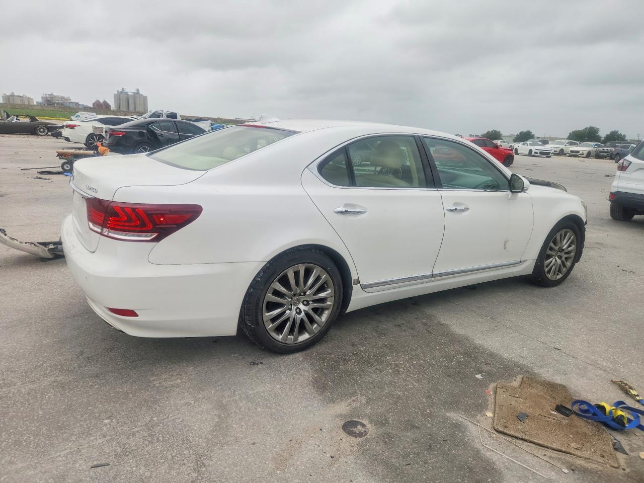 2014 LEXUS LS460