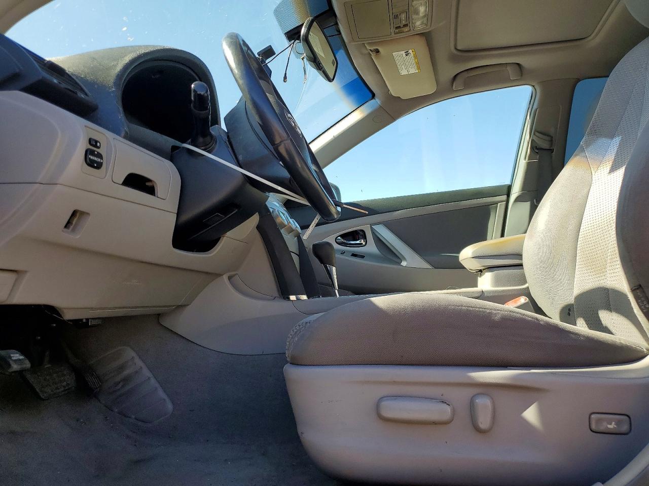 2009 TOYOTA CAMRY