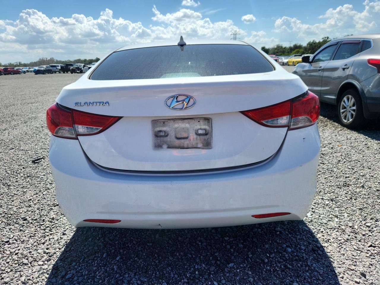 2013 HYUNDAI ELANTRA