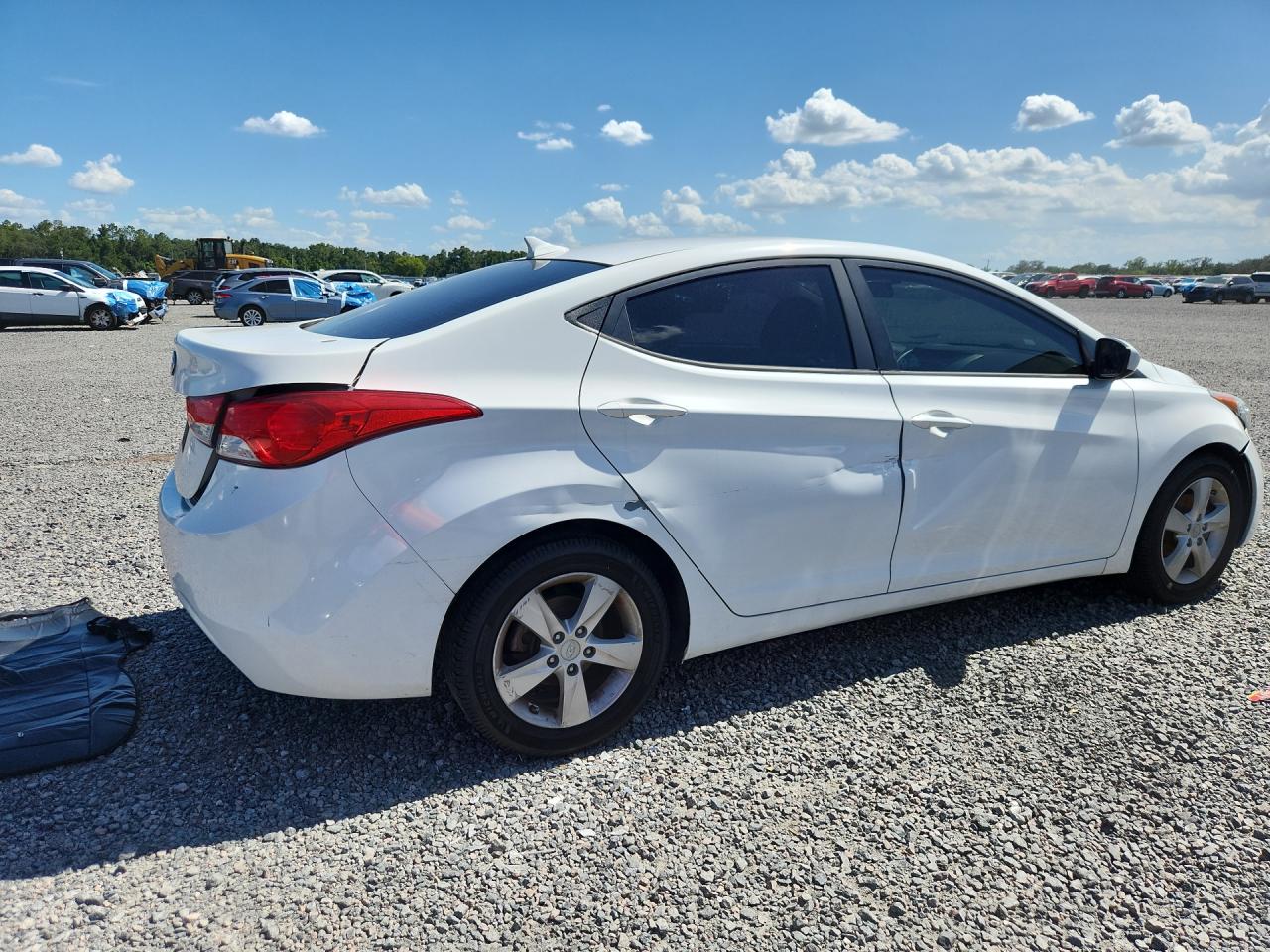 2013 HYUNDAI ELANTRA