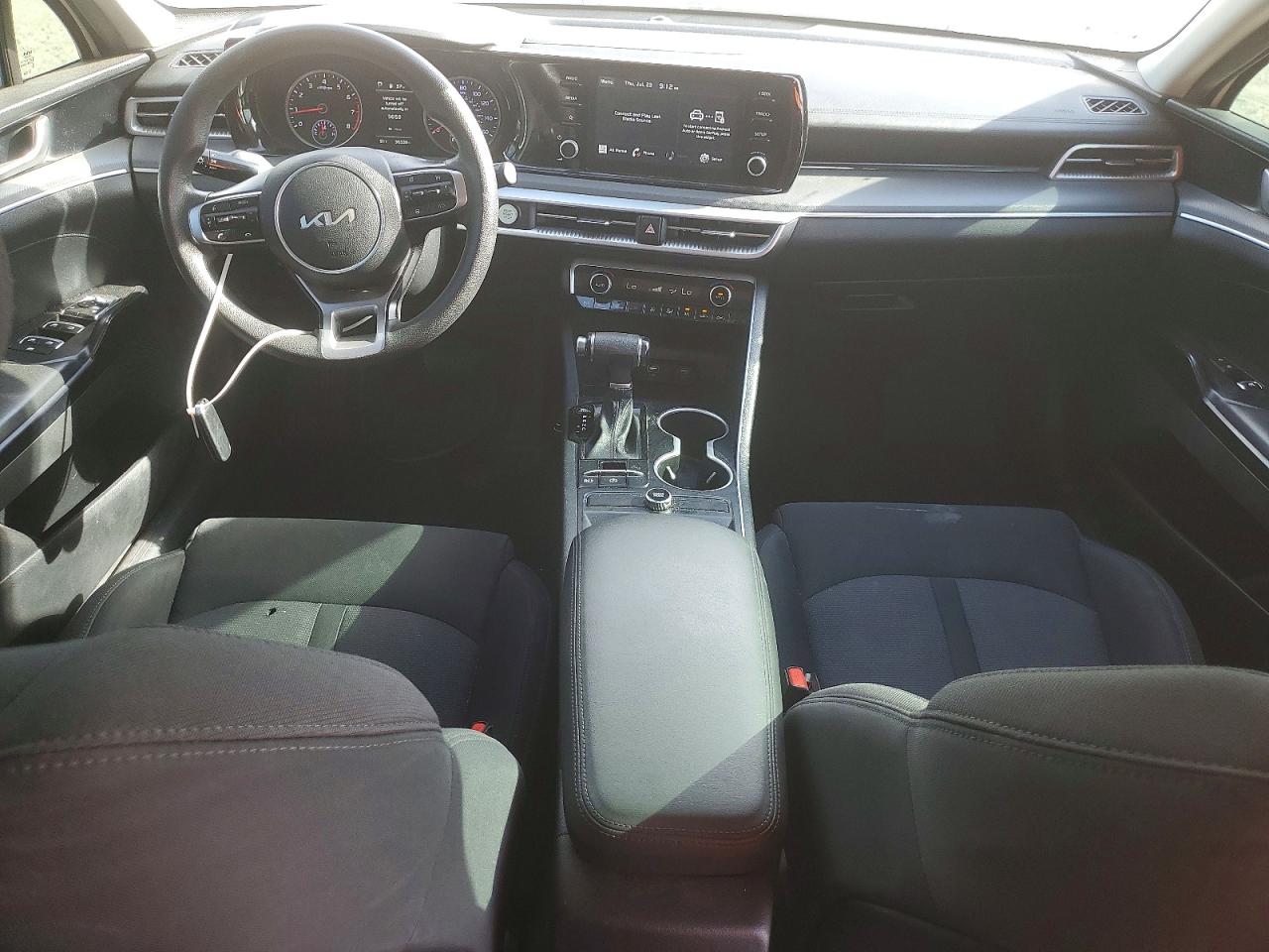 2022 KIA K5