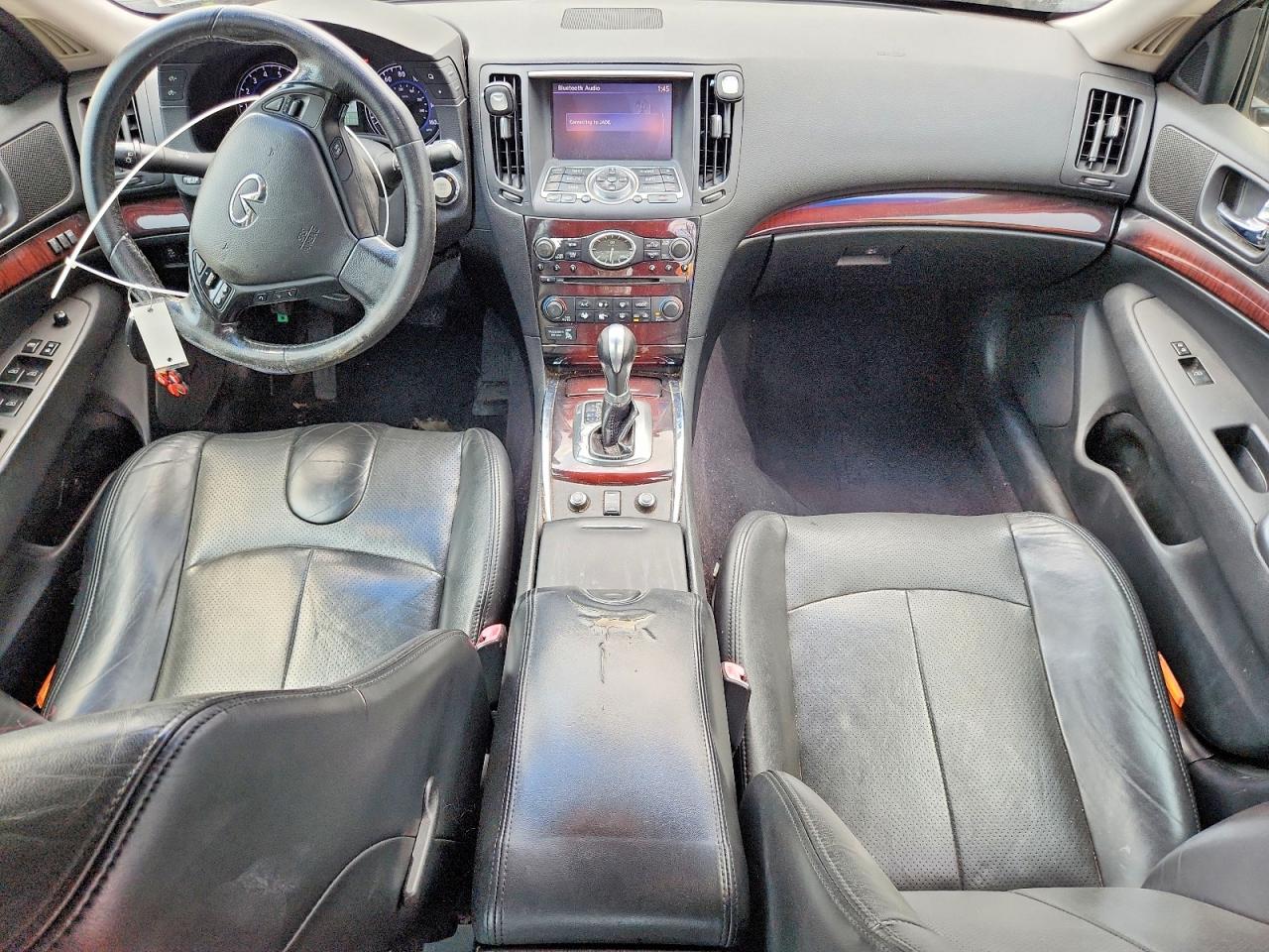 2013 INFINITI G37