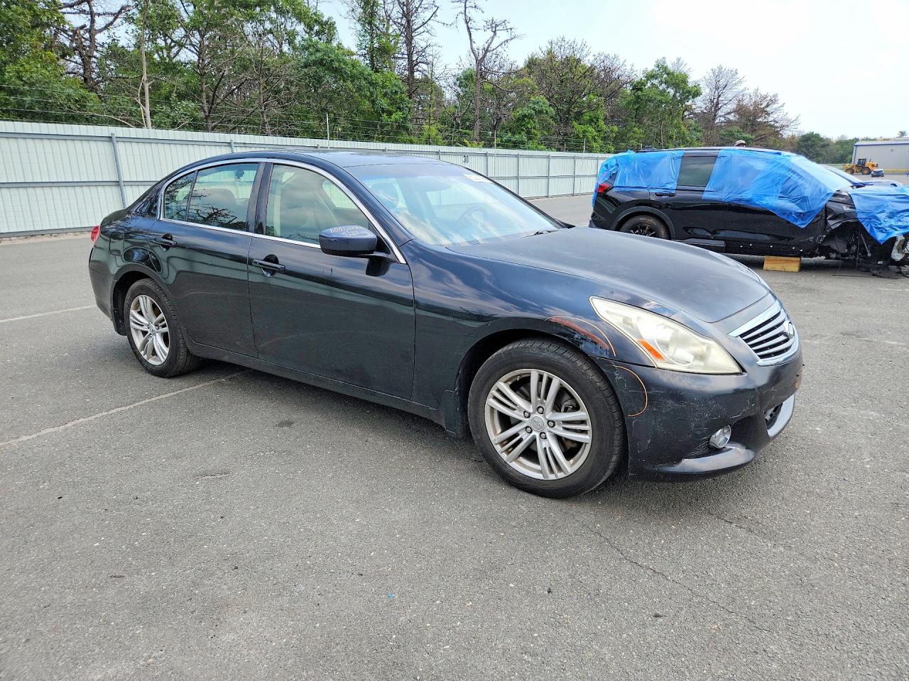 2013 INFINITI G37