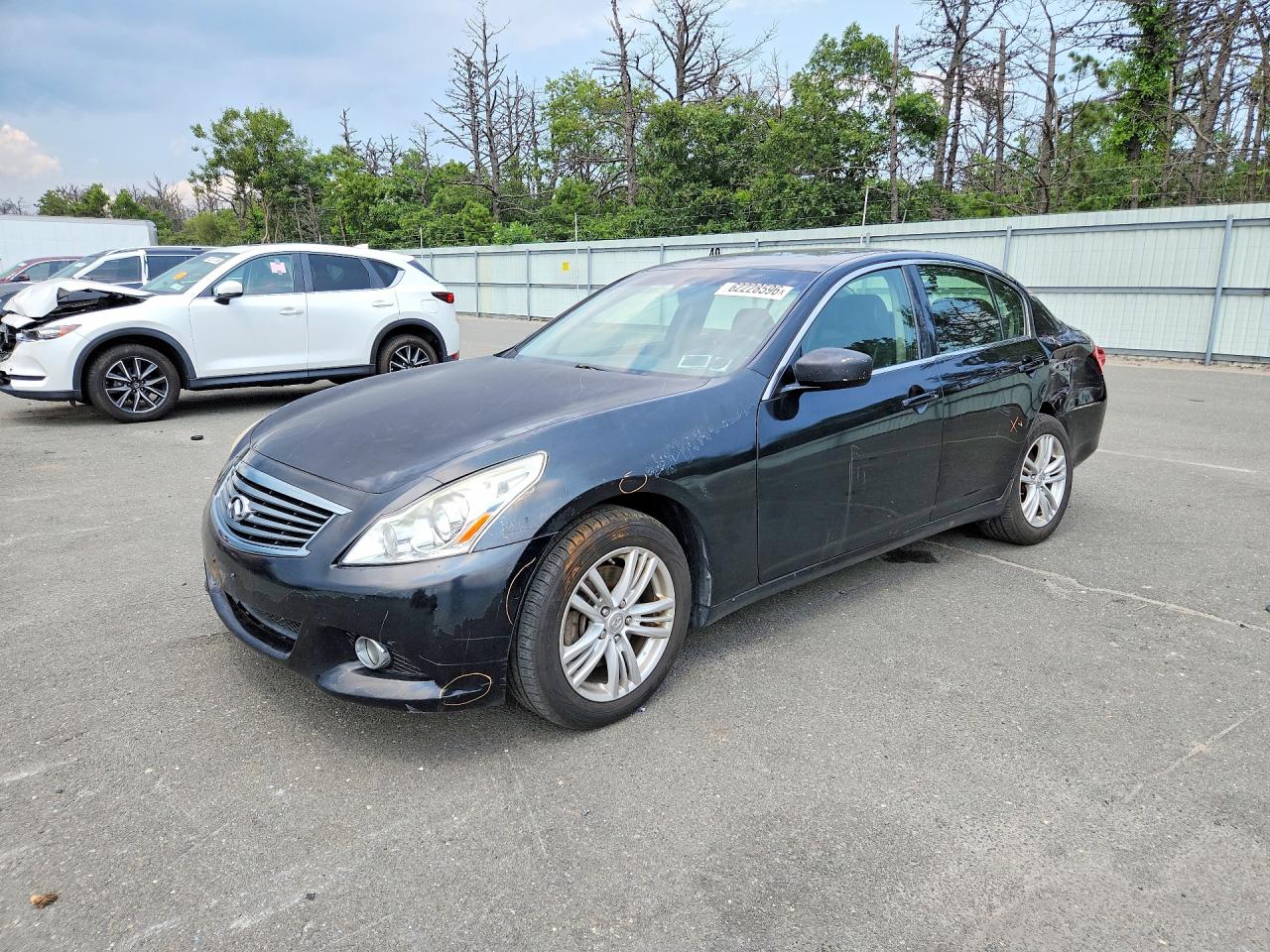 2013 INFINITI G37