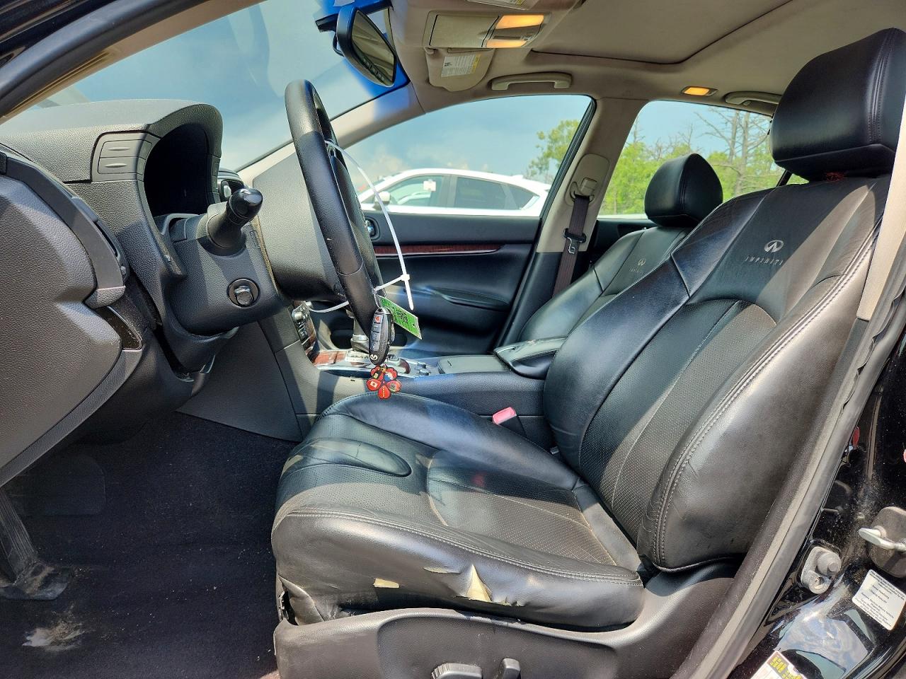 2013 INFINITI G37