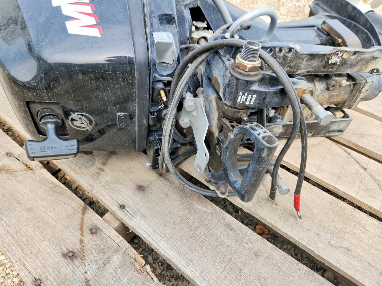 2012 MERCURY MARINE LOT