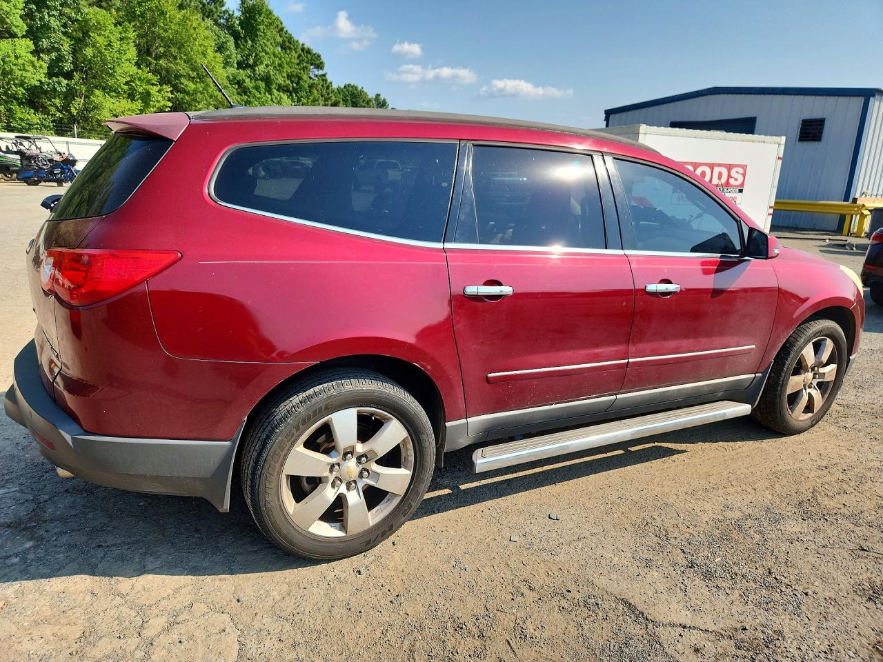 2010 CHEVROLET TRAVERSE